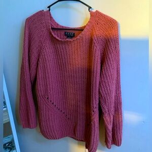 Coral Casual Sweater. Large.